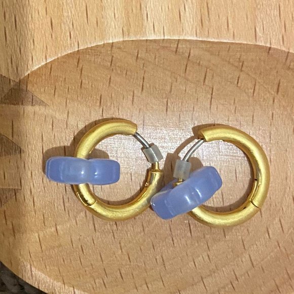 light purple blue gold hoops hugging earrings - Picture 1 of 2